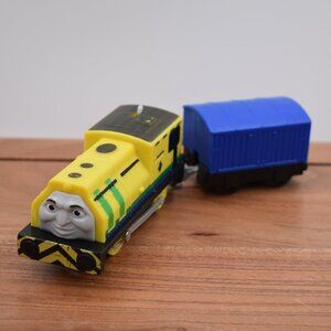 Thomas & Friends | Toys | Thomas Friends Motorized Trackmaster Train ...